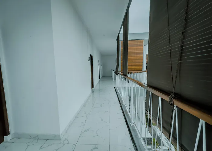 Gasthuis Pachira Living Legian